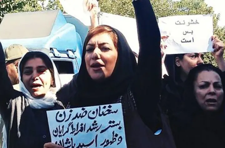 گفت‌وگوی اختصاصی هفته با «مهدیه گلرو» فعال حقوق زنان